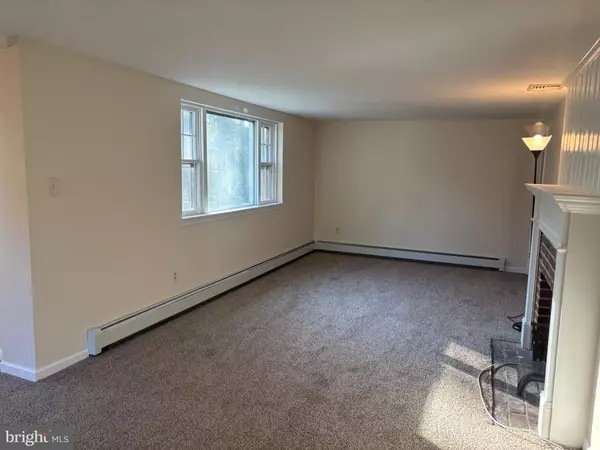 Audubon, PA 19403,1043 THRUSH LN