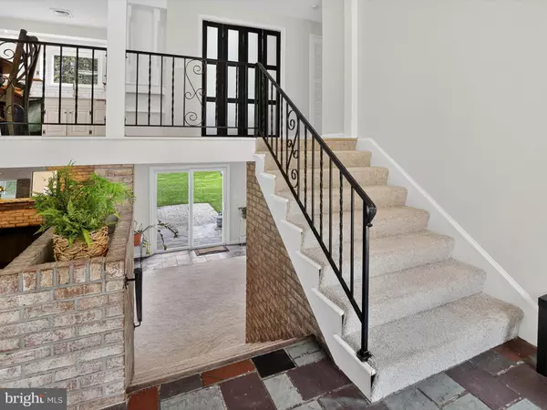 Lancaster, PA 17601,2010 LANDIS VALLEY RD