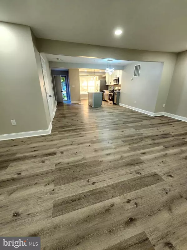 Upper Marlboro, MD 20774,126 COLLEGE STATION DR