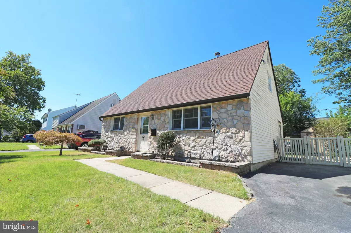 Secane, PA 19018,2367 CHIPMUNK LN