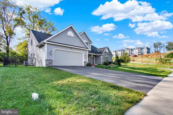 Reading, PA 19608,3 STELLA DR