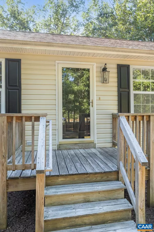 Gordonsville, VA 22942,118 HUNTERS HILL LN
