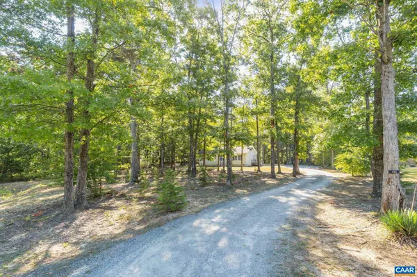 Gordonsville, VA 22942,118 HUNTERS HILL LN