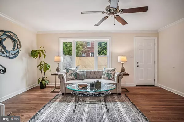 Alexandria, VA 22305,2933 LANDOVER ST