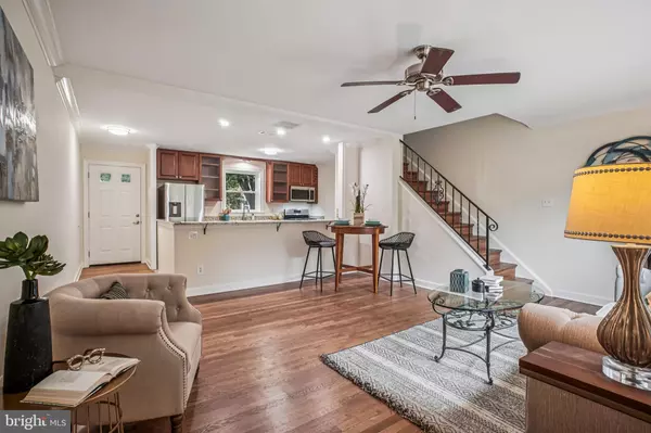 Alexandria, VA 22305,2933 LANDOVER ST