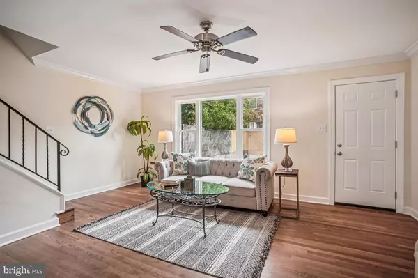 Alexandria, VA 22305,2933 LANDOVER ST