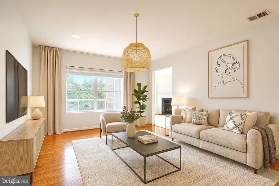 12246 ROUNDWOOD RD #304, Lutherville Timonium, MD 21093