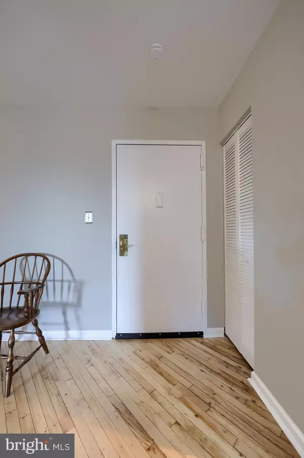 Lancaster, PA 17603,917 COLUMBIA AVE #233