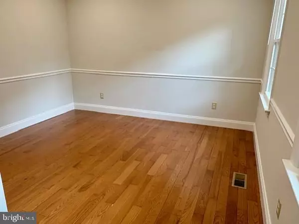 Herndon, VA 20171,12834 TEWKSBURY DR