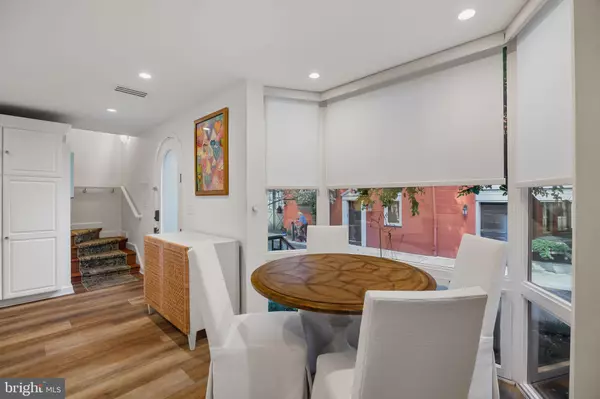 Philadelphia, PA 19103,2027 CHANCELLOR ST