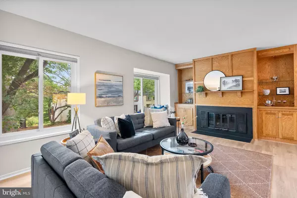 Gaithersburg, MD 20886,9952 LAKE LANDING RD