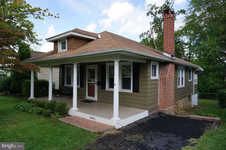 2441 ARLINGTON AVE, Abington, PA 19001
