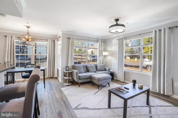 Laurel, MD 20707,14018 VISTA DR #52