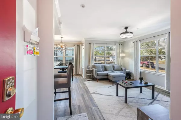 Laurel, MD 20707,14018 VISTA DR #52