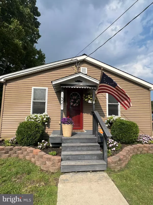 Egg Harbor City, NJ 08215,1321 W NORTH ST