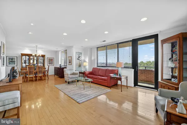 Chevy Chase, MD 20815,4550 N PARK AVE #1005