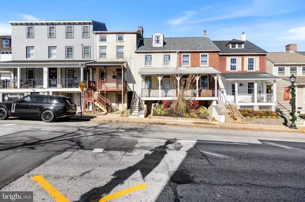 Kennett Square, PA 19348,311 E STATE ST