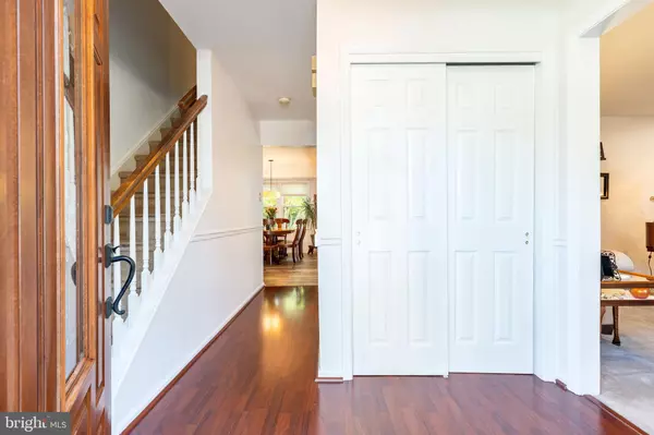 Conshohocken, PA 19428,121 SCARLET DR