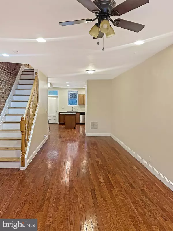 Baltimore, MD 21223,2127 W MULBERRY ST