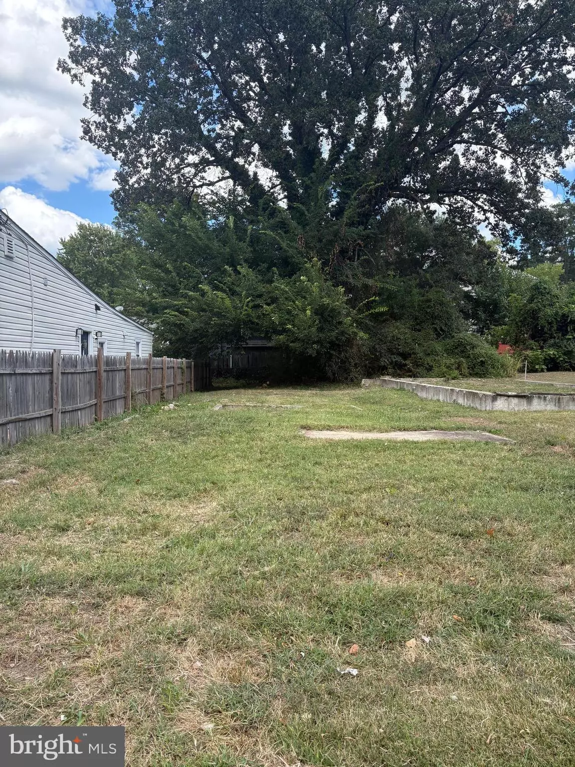 Capitol Heights, MD 20743,507 67TH PL