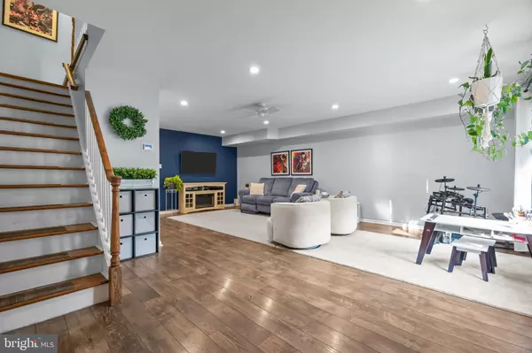 Bensalem, PA 19020,1105 SHEFFIELD CT