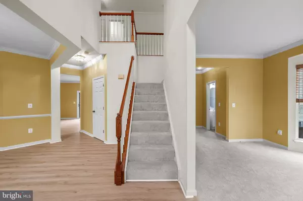 Woodbridge, VA 22193,15381 TINA LN