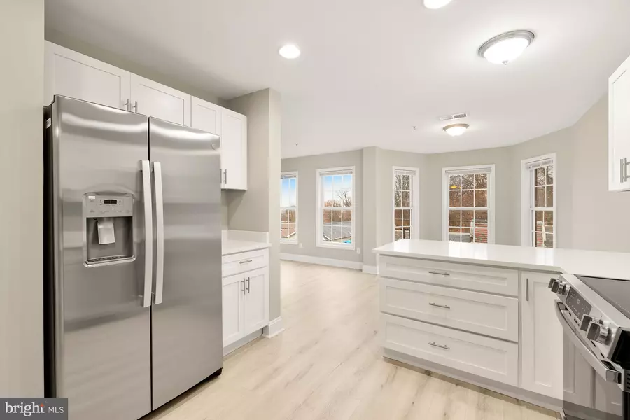 1753 W SE #C, Washington, DC 20020