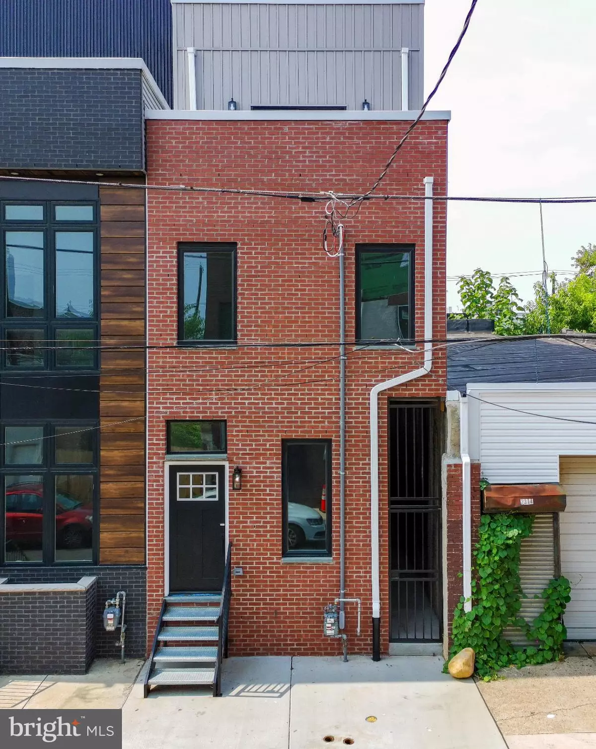 Philadelphia, PA 19125,2316 E HAZZARD ST