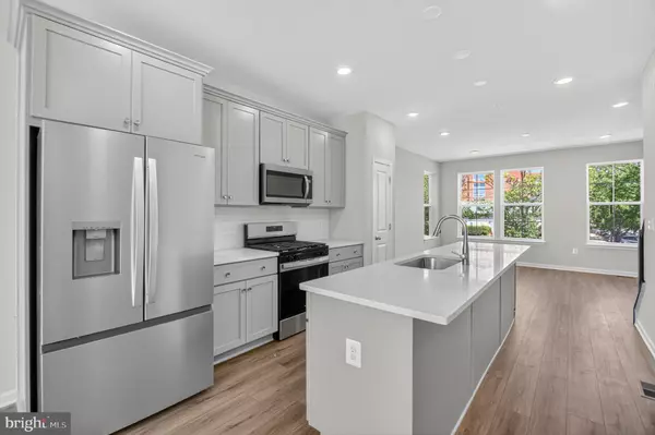 Montgomery Village, MD 20886,10046 HARPER VALE RD