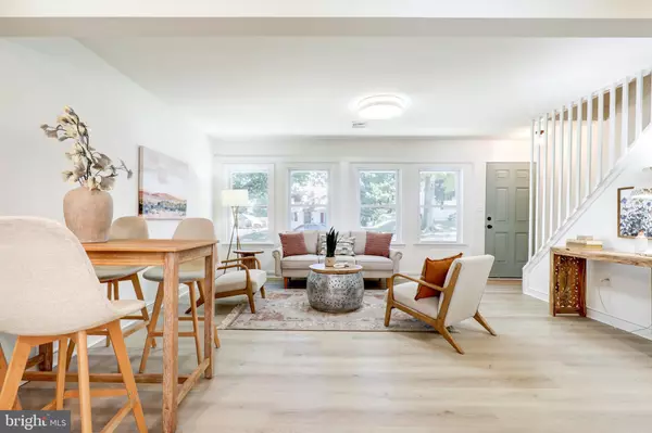 Phoenixville, PA 19460,308 LOCUST DR