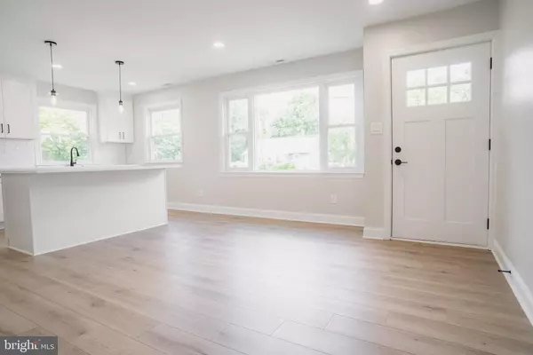 Maple Shade, NJ 08052,524 W MAIN ST