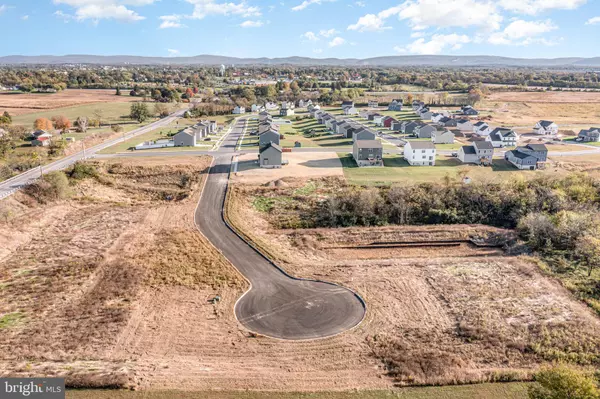 Carlisle, PA 17013,2 STREAM DR