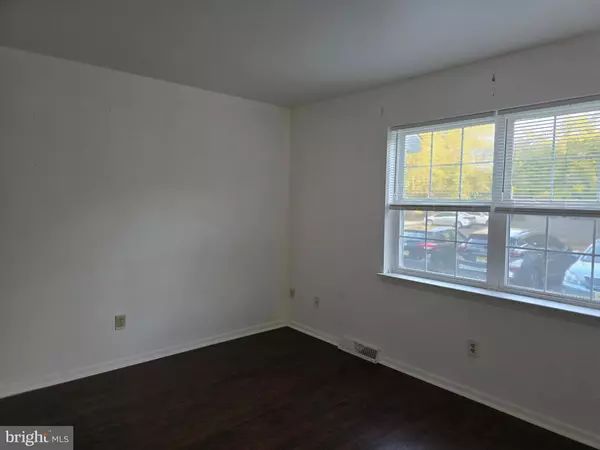 Absecon, NJ 08201,22-D OYSTER BAY RD