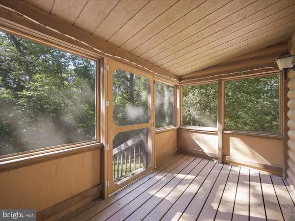 Harpers Ferry, WV 25425,168 NEW HARMONY LN