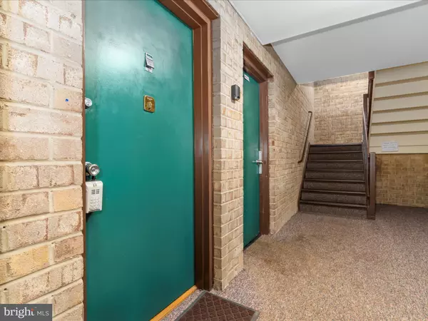 Gaithersburg, MD 20879,419 CHRISTOPHER AVE #131