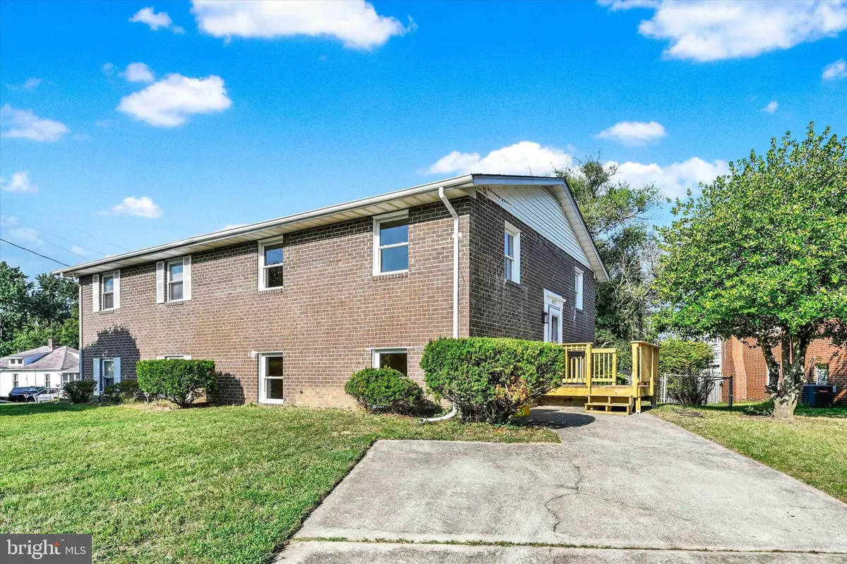 Pasadena, MD 21122,8577 MAIN AVE