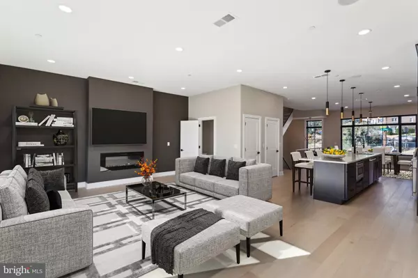 Philadelphia, PA 19128,202 KALOS ST