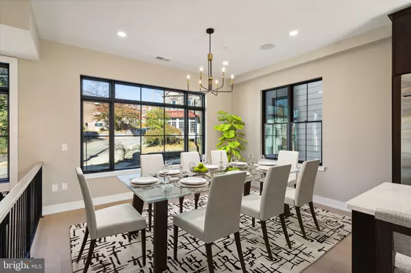 Philadelphia, PA 19128,202 KALOS ST