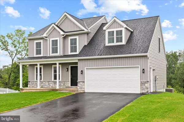 Carlisle, PA 17013,10 STREAM DR