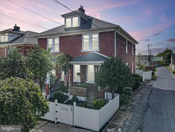 Bethlehem, PA 18018,315 8TH AVE