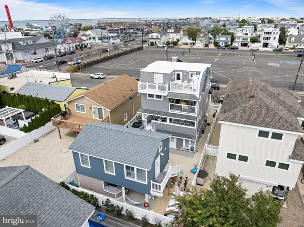 Beach Haven, NJ 08008,222 7TH ST