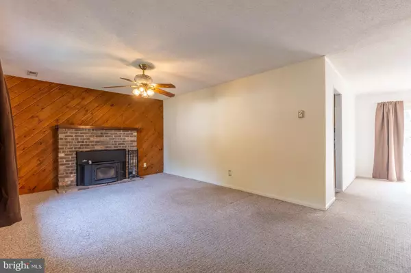 Newark, DE 19713,19 QUEENS WAY