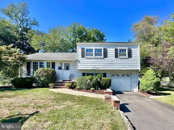 417 ADIRONDACK AVE, Spotswood, NJ 08884