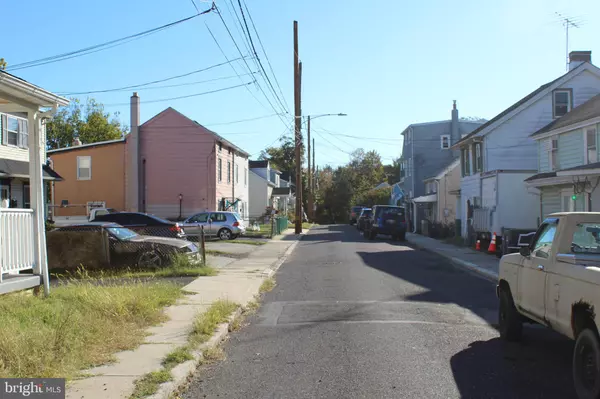 Phoenixville, PA 19460,47 E GRANT ST