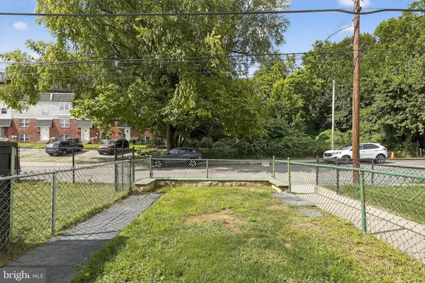 Philadelphia, PA 19128,335 HERMITAGE ST #B