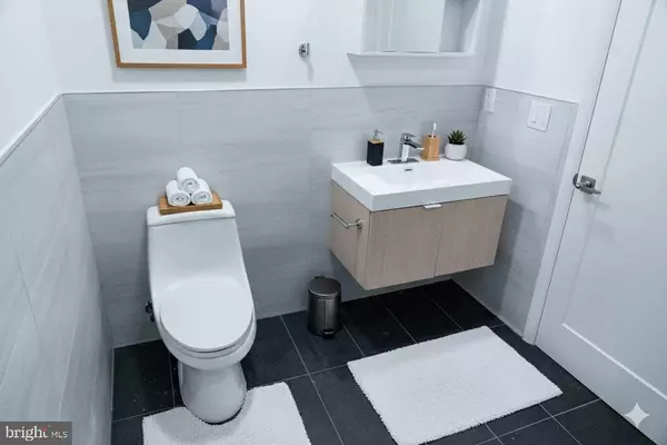 Philadelphia, PA 19111,7248 RISING SUN AVE