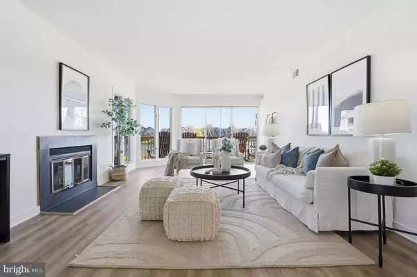 Annapolis, MD 21403,7026 CHANNEL VILLAGE CT #102