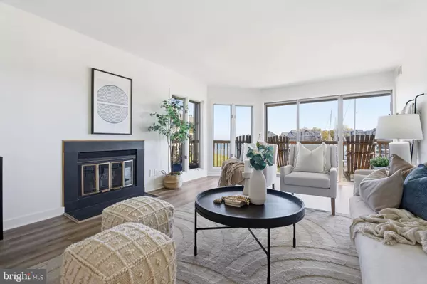 Annapolis, MD 21403,7026 CHANNEL VILLAGE CT #102