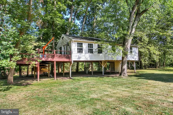 719 N CREEK RD, Abbottstown, PA 17301