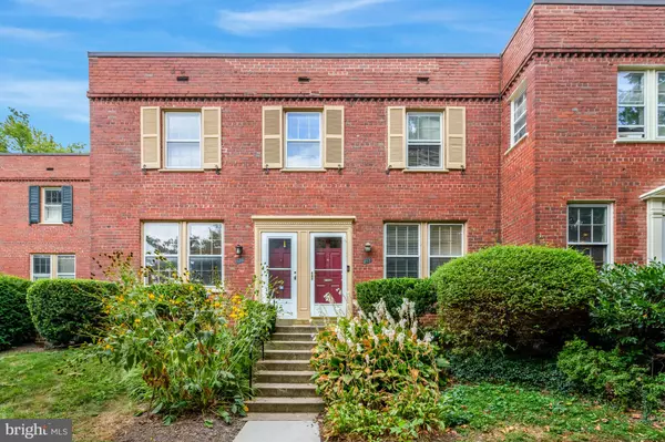 1500 S BARTON ST #595, Arlington, VA 22204